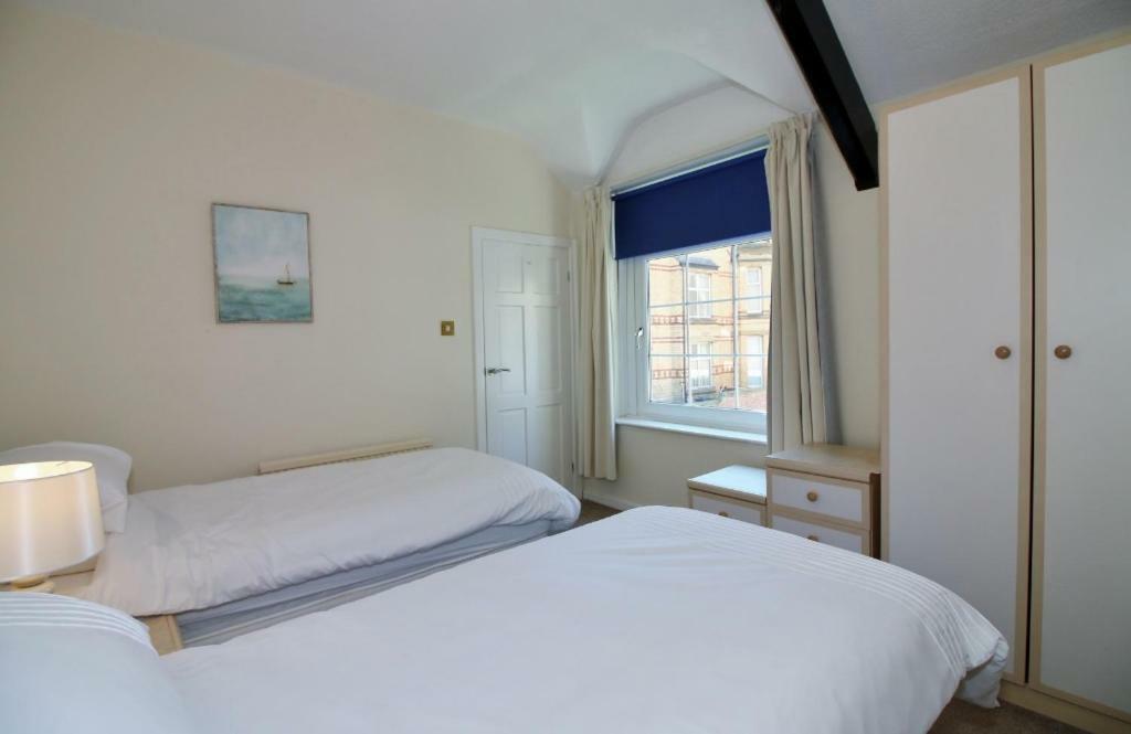 The Coach House Apartment Литам Сент Аннс Екстериор снимка