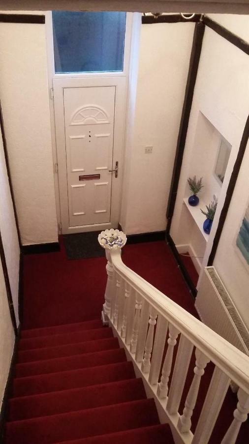 The Coach House Apartment Литам Сент Аннс Екстериор снимка